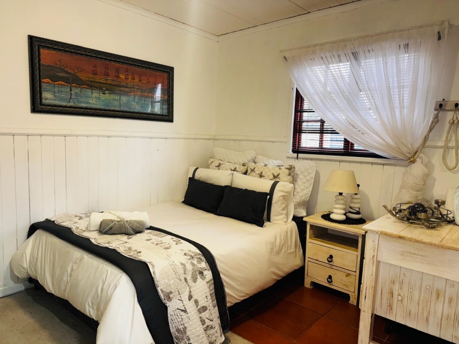 3 Bedroom Property for Sale in Wavecrest Eastern Cape